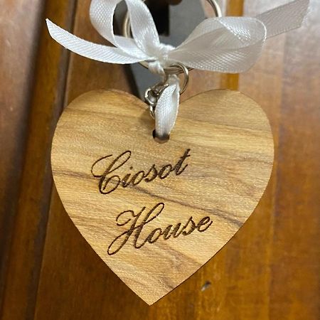 Апартаменты Ciosot House Кьоджа Экстерьер фото