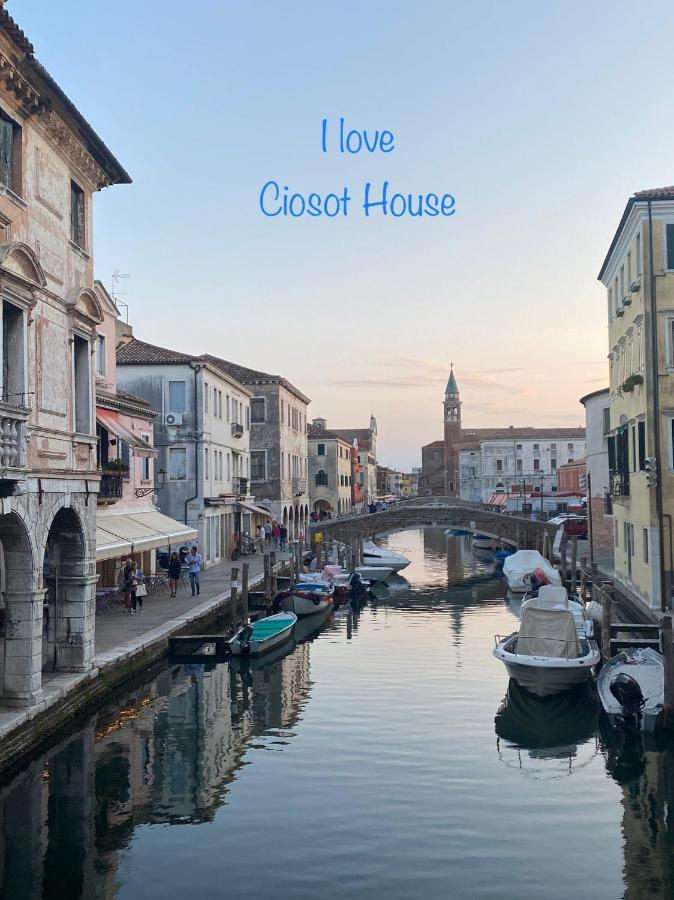 Апартаменты Ciosot House Кьоджа Экстерьер фото
